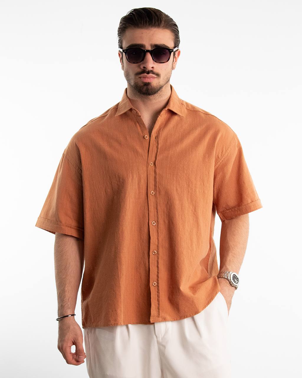 پیراهن پنبه مردانه در رنگ بندی